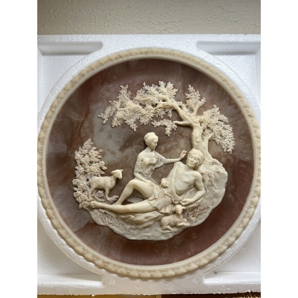 Vintage Incolay Studios "A Thing of Beauty" Sculpture Plate "The Romantic Poets" - Picture 2 of 8